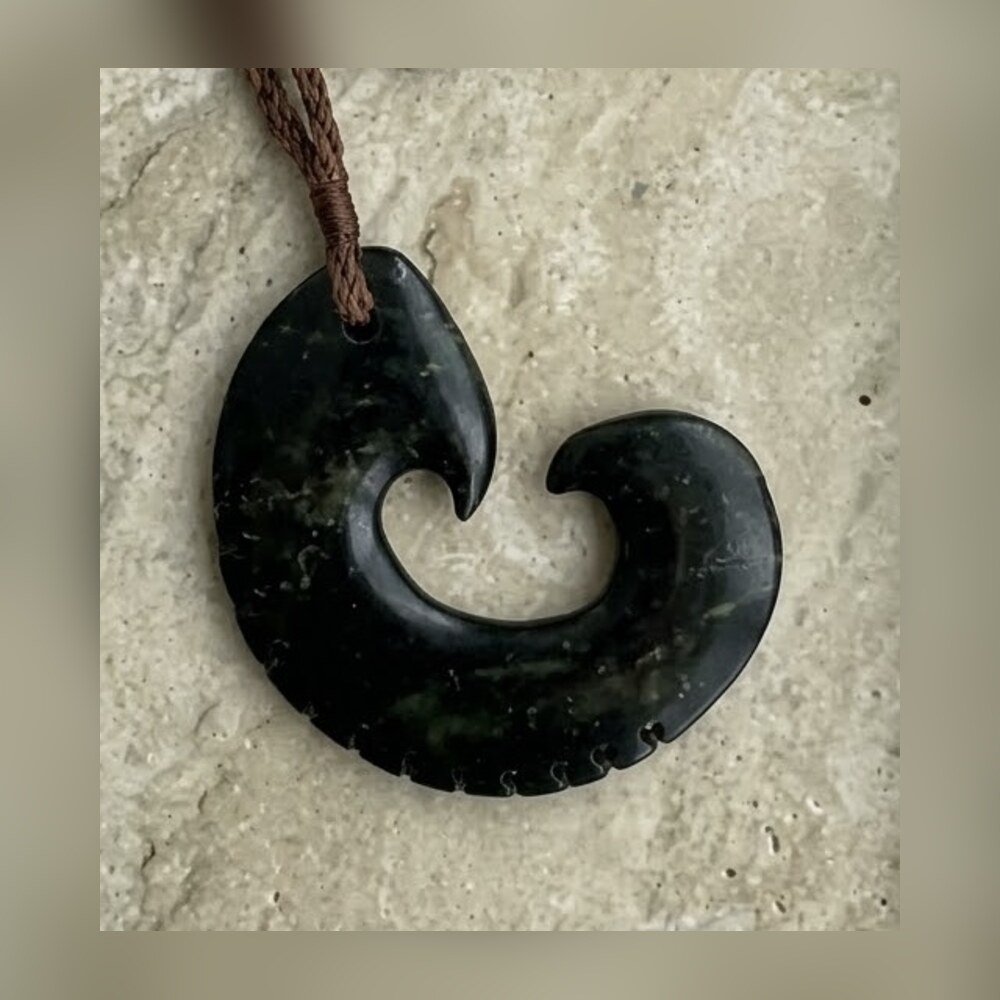 Hei Matau Large, hei matau · kawakawa pounamu, handcrafted pounamu